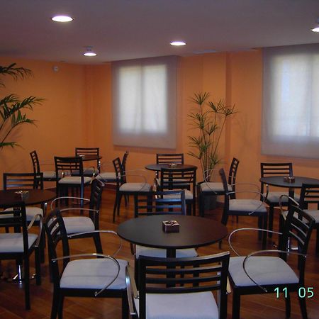 Hostal El Arco Mejorada Del Campo Buitenkant foto
