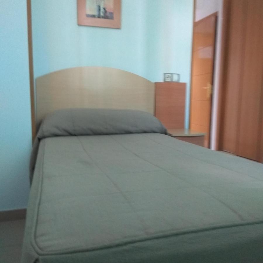 Hostal El Arco Mejorada Del Campo Buitenkant foto